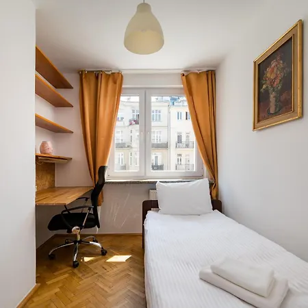 Apartman Zlota Heart Of By Bookinghost *